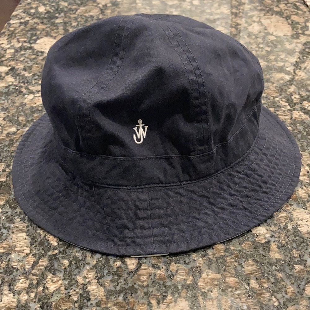 JW Anderson x Uniqlo collab Reversible Bucket hat